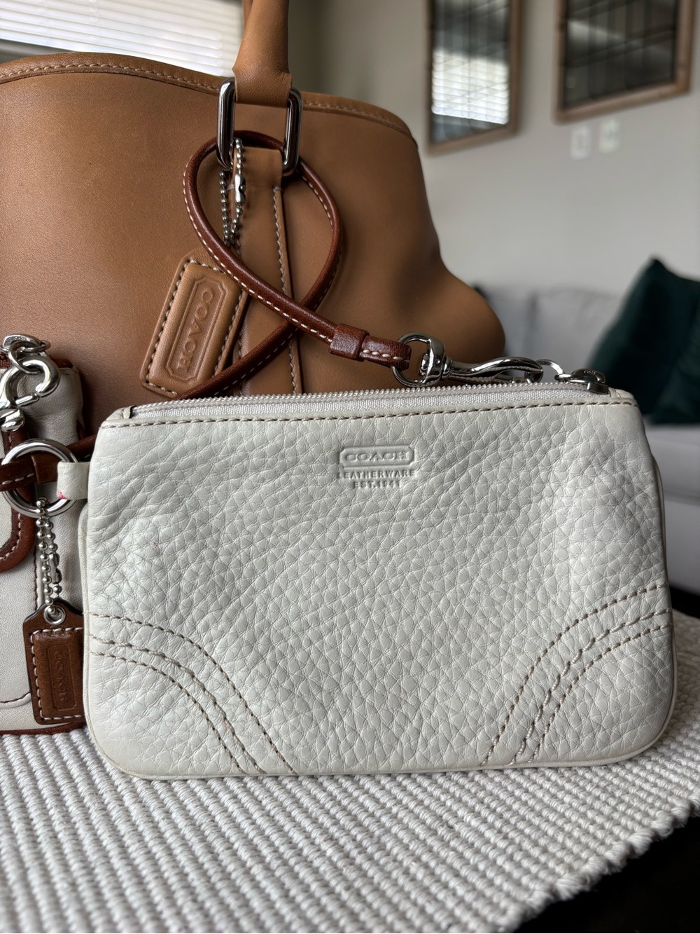 🤎VTG COACH Soho Wristlet Set🤎 - Picture 8 of 9
